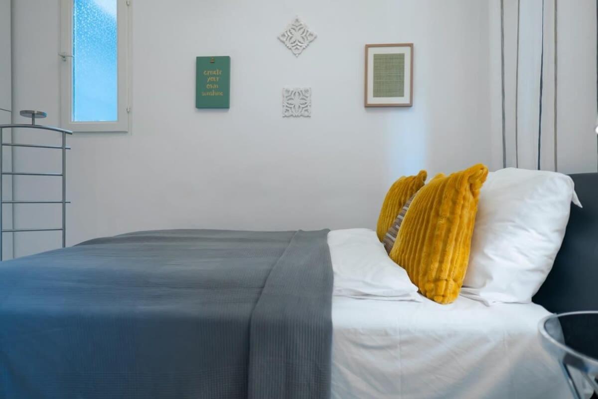 Chic Central Flat With River View Budapeste Exterior foto